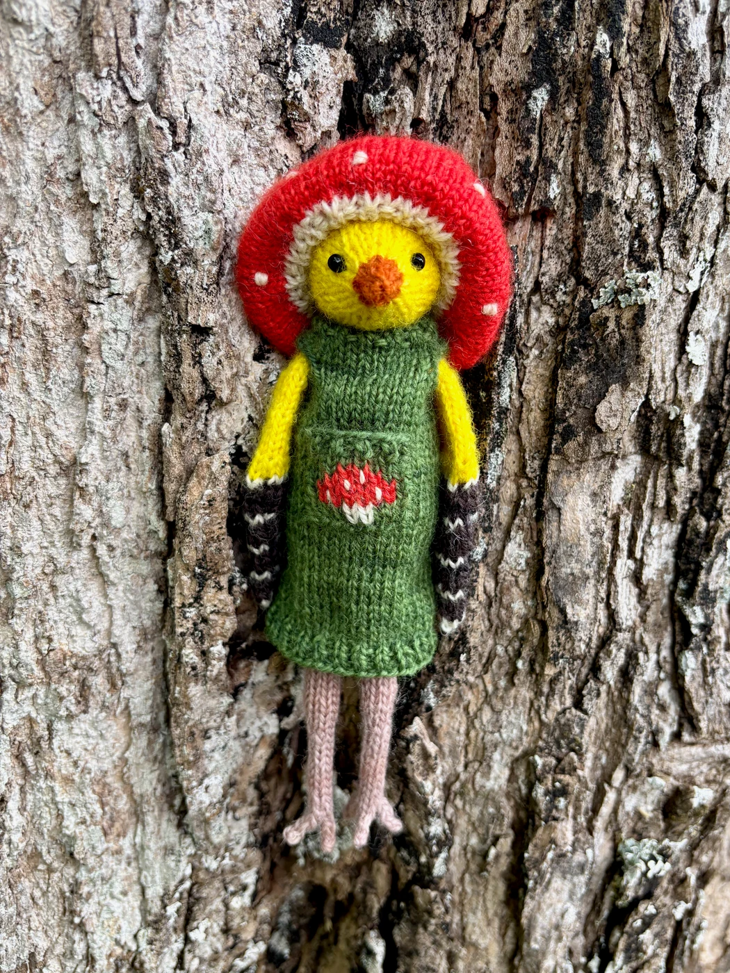Goldfinch Amanita Pattern