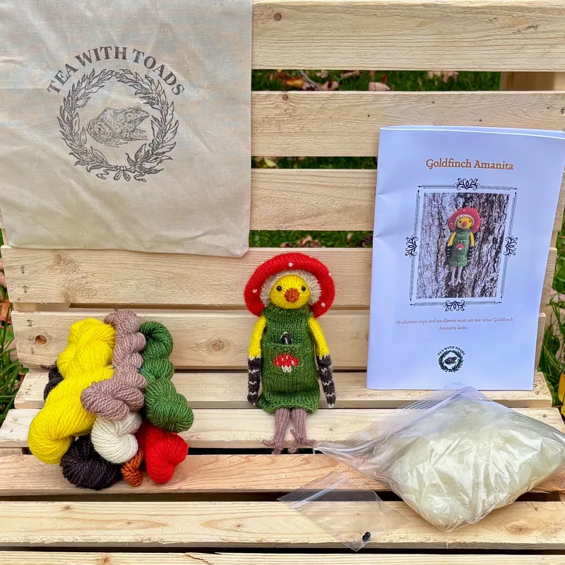 Goldfinch Amanita Kit